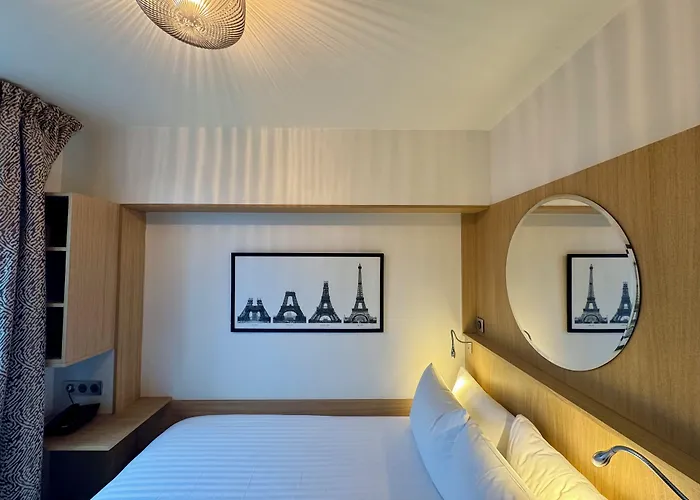 Hotel Montmartre Parigi